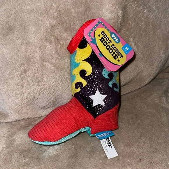 Bark boot scoot boogie medium dog toy cowboy boot New - Picture 1 of 8